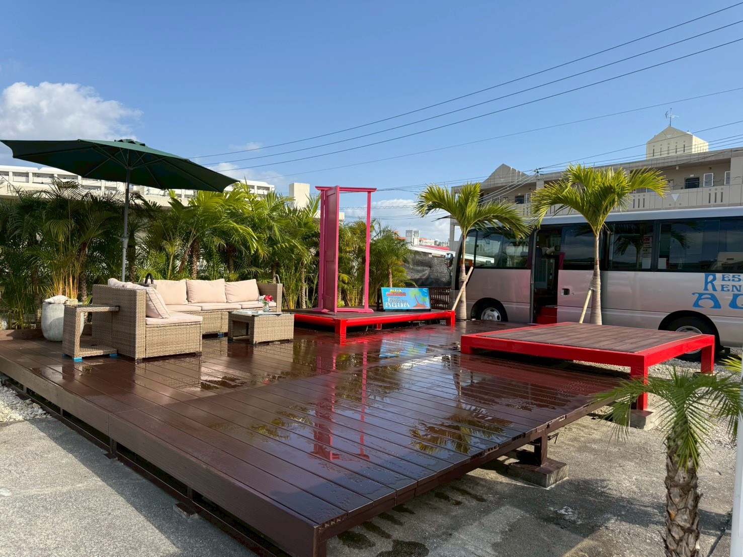 度假村租車 AQUA