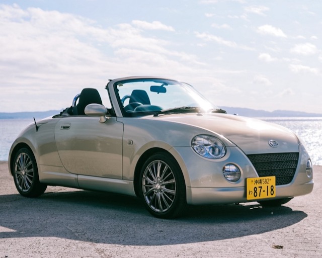 【☆特別方案☆】清爽駕駛！【含基本免責保險、名護出發】敞篷車 Daihatsu Copen（亮銀金屬色｜雙座）