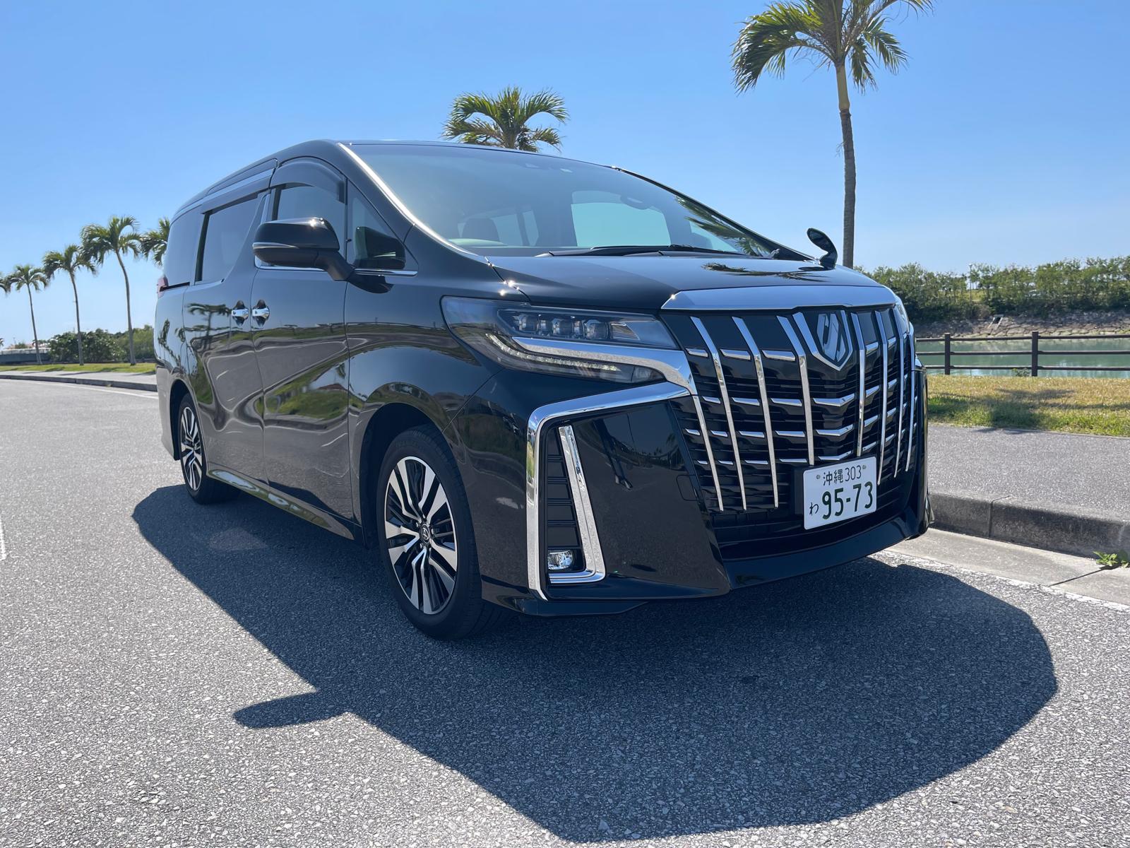 【附免費接送】讓您的沖繩高爾夫之旅更加舒適！ Alphard SC　最多可乘坐7人　配備後座顯示器