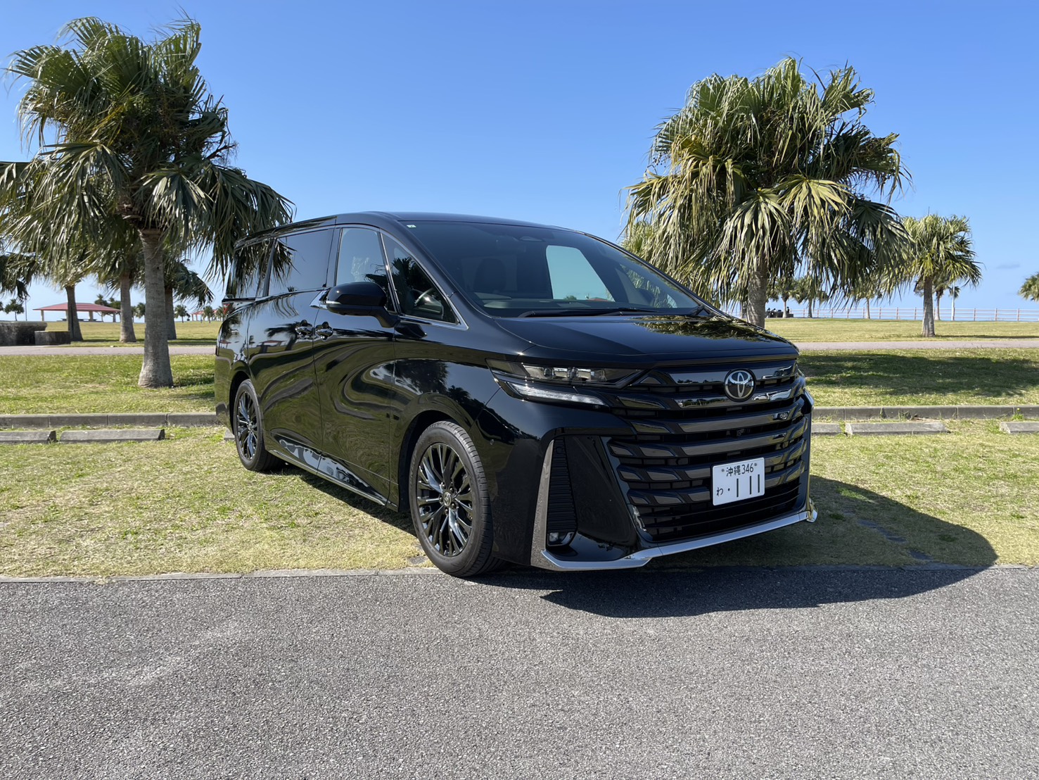 【免費專車接送】【超值1日9,900日圓】【保證新款40系 Vellfire HV】距離那霸機場最快車程8分鐘★